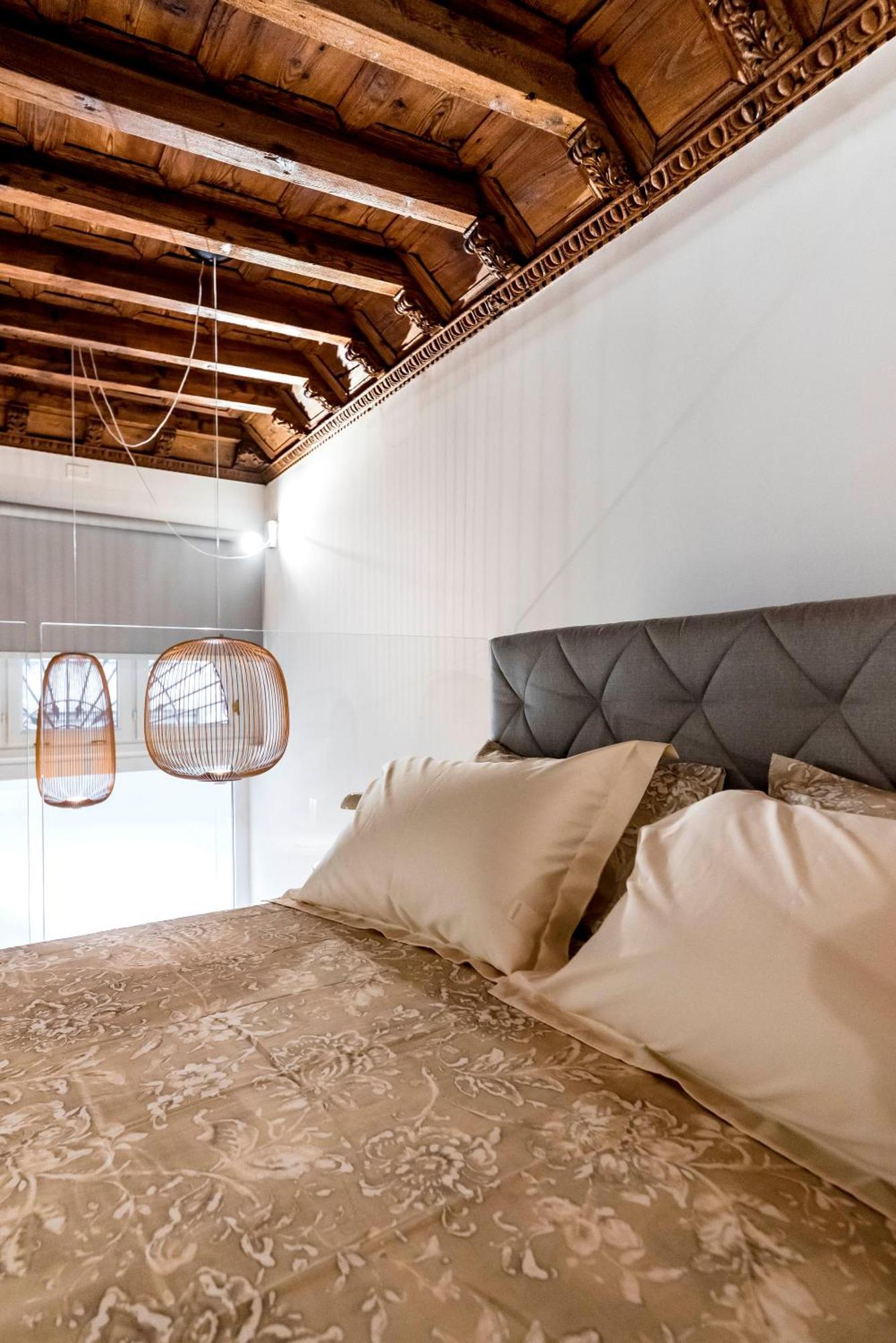 Dream Suites Milano Duomo Exterior photo
