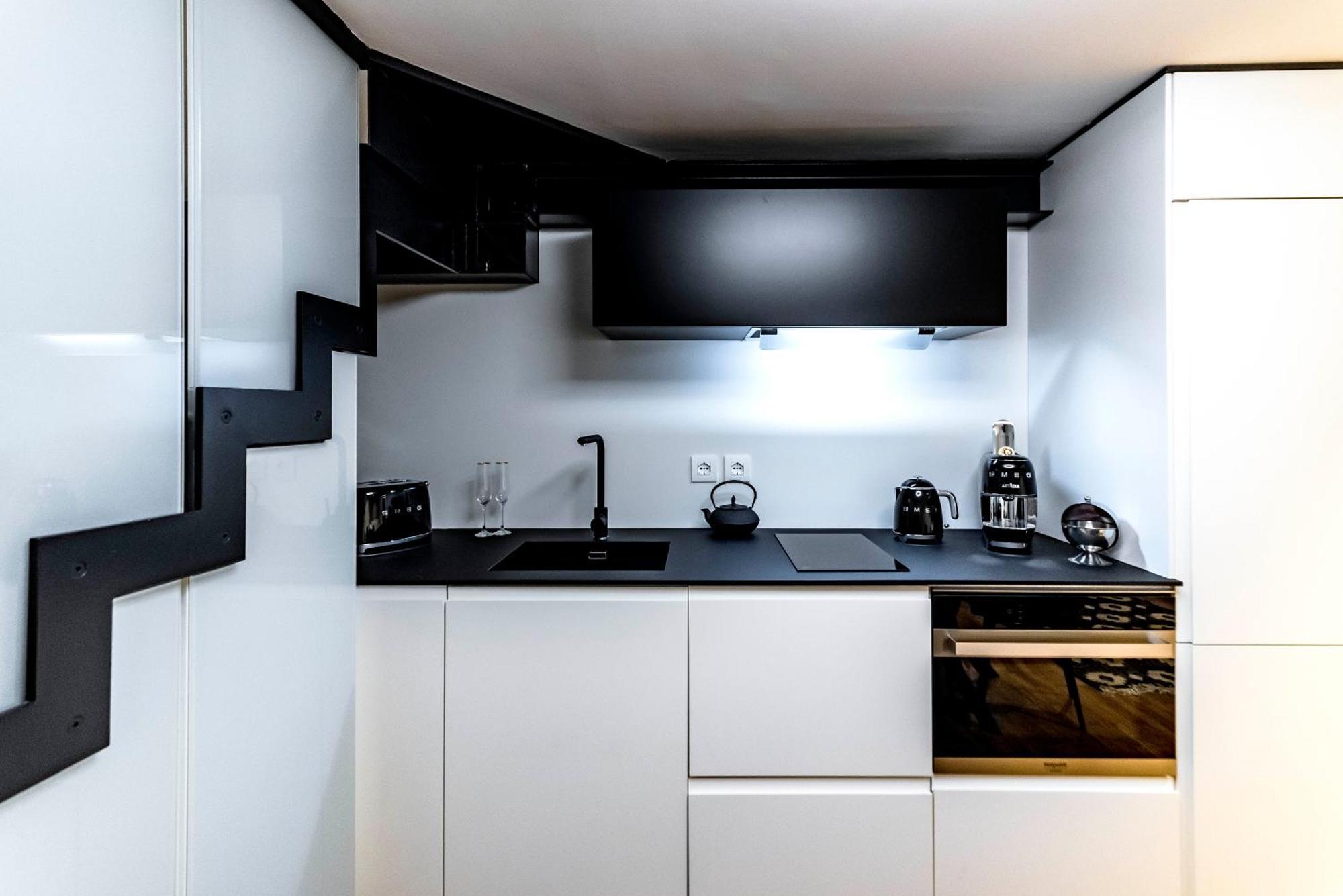 Dream Suites Milano Duomo Exterior photo